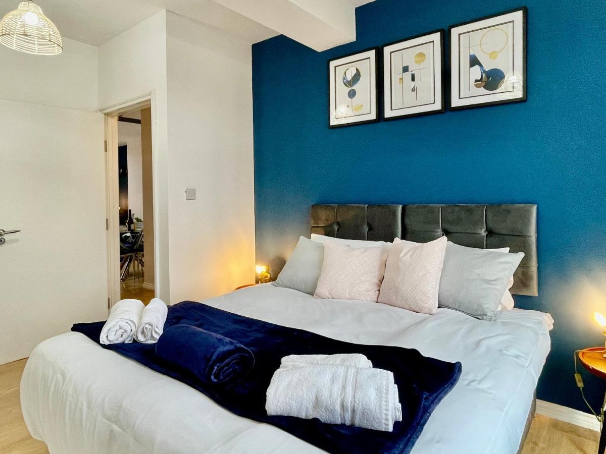 Apartmán City Centre Gem In Southend Near The Beach, Station And Parking Exteriér fotografie